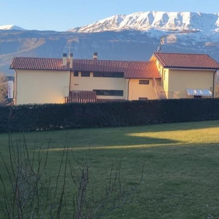 Complesso Turistico Aurora - Appartamenti Poggio Picenze Buitenkant foto
