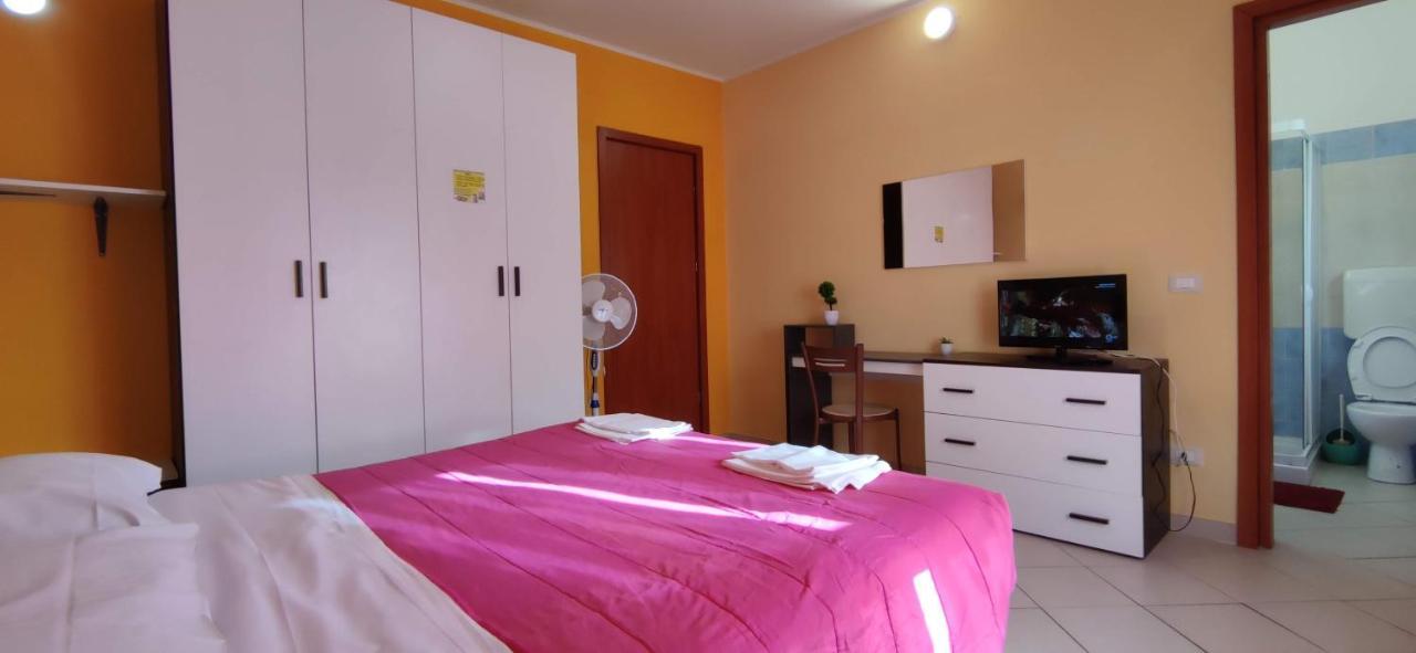 Complesso Turistico Aurora - Appartamenti Poggio Picenze Buitenkant foto