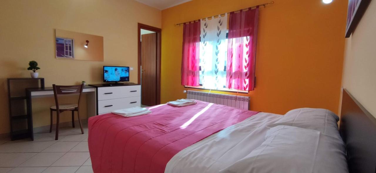 Complesso Turistico Aurora - Appartamenti Poggio Picenze Buitenkant foto